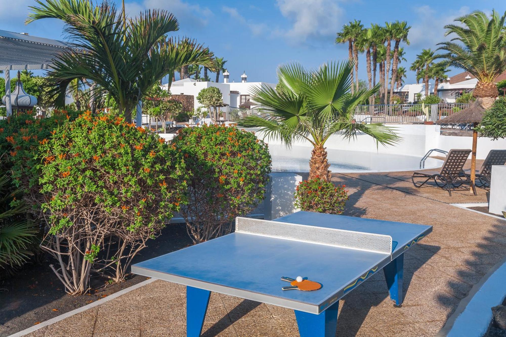 Jardines Del Sol Aparthotel Playa Blanca  Exterior foto